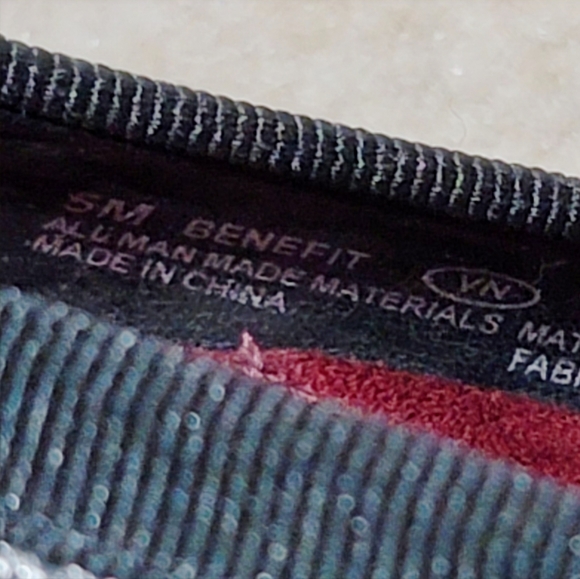 Aerosoles Benefit Peep Toe Front Heels in Black Patent 5 M - Picture 8 of 8